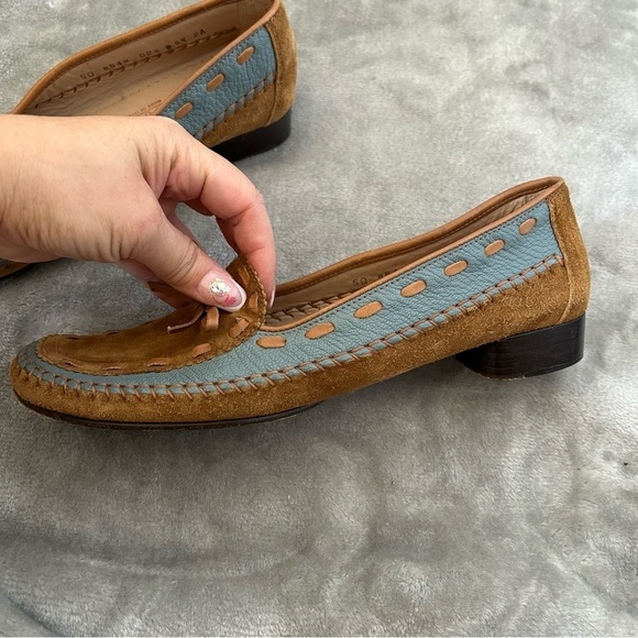 Salvatore Ferragamo Women’s Loafers 9.5 Light Brown Light Blue Woven Bow Casual - Picture 12 of 15